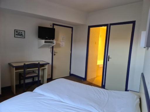 Hotel Des Roches แซ็ง-ฟลูร์ ภายนอก รูปภาพ