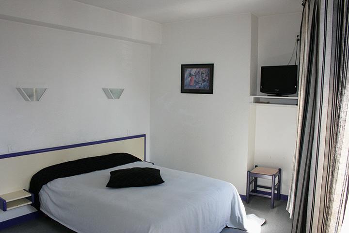 Hotel Des Roches แซ็ง-ฟลูร์ ภายนอก รูปภาพ